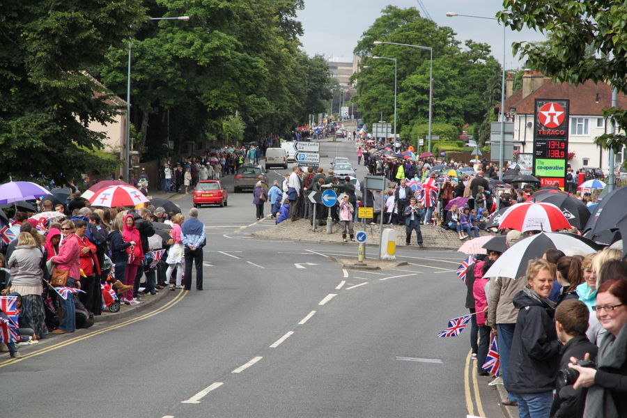 Olympic Torch Relay in Taplow - Andrew Findlay